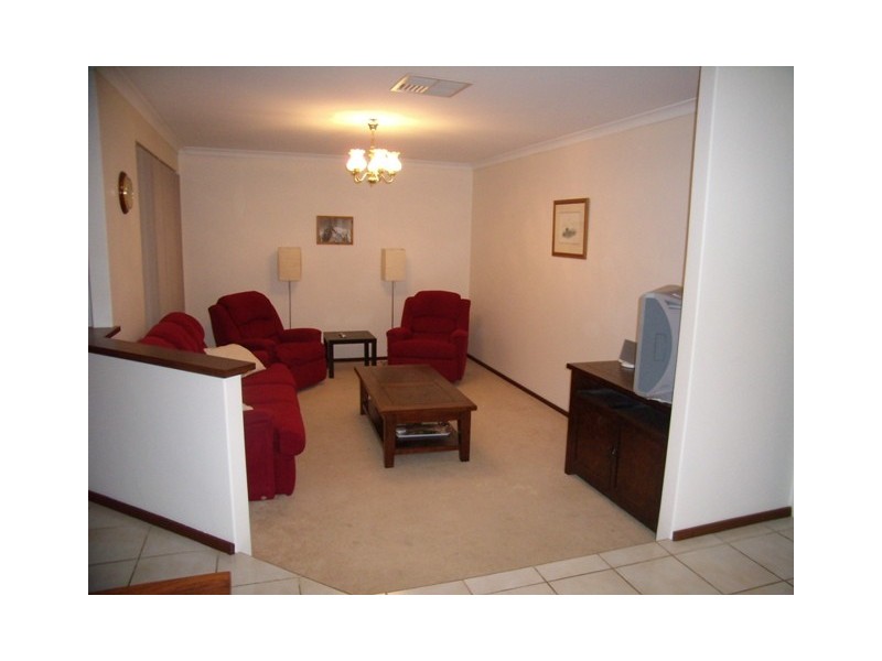 39 Chichester Drive, Woodvale WA 6026