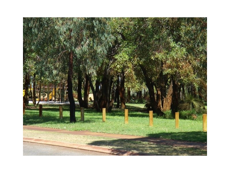 39 Chichester Drive, Woodvale WA 6026