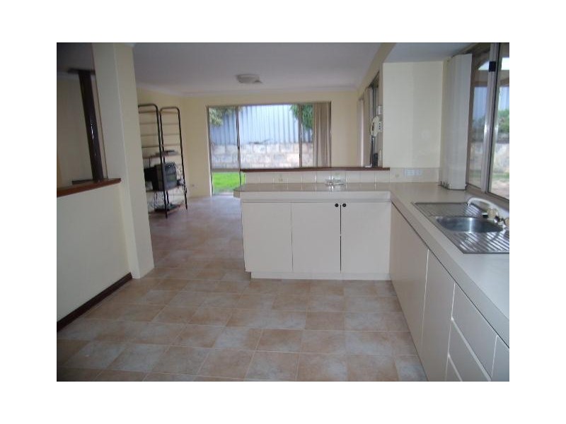 5 Fisherton Circuit, Kinross WA 6028
