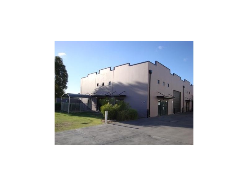 1/6 Uppill Place, Wangara WA 6065