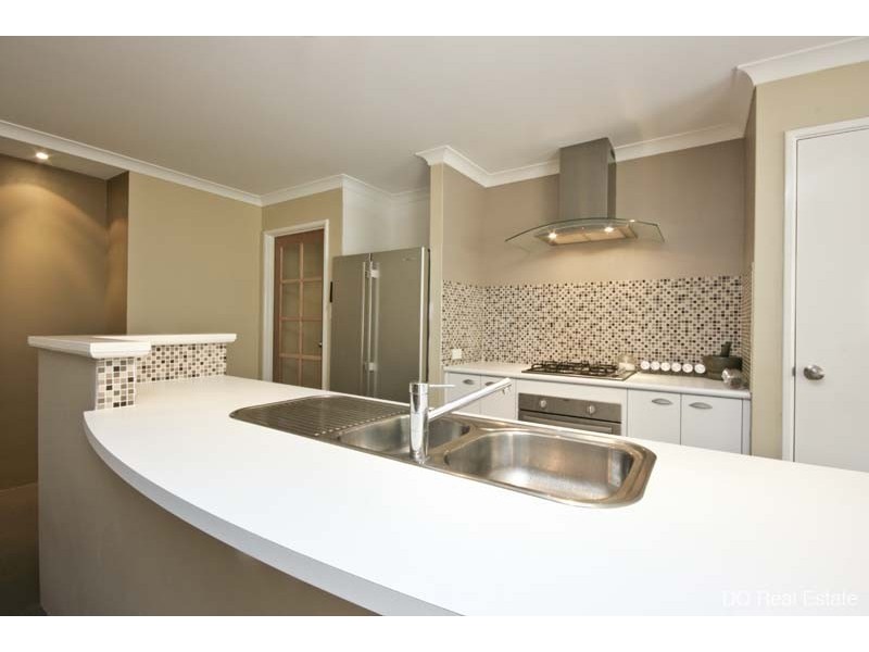 123 Waldburg Drive, Tapping WA 6065