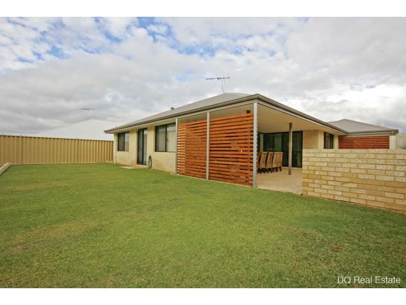 123 Waldburg Drive, Tapping WA 6065