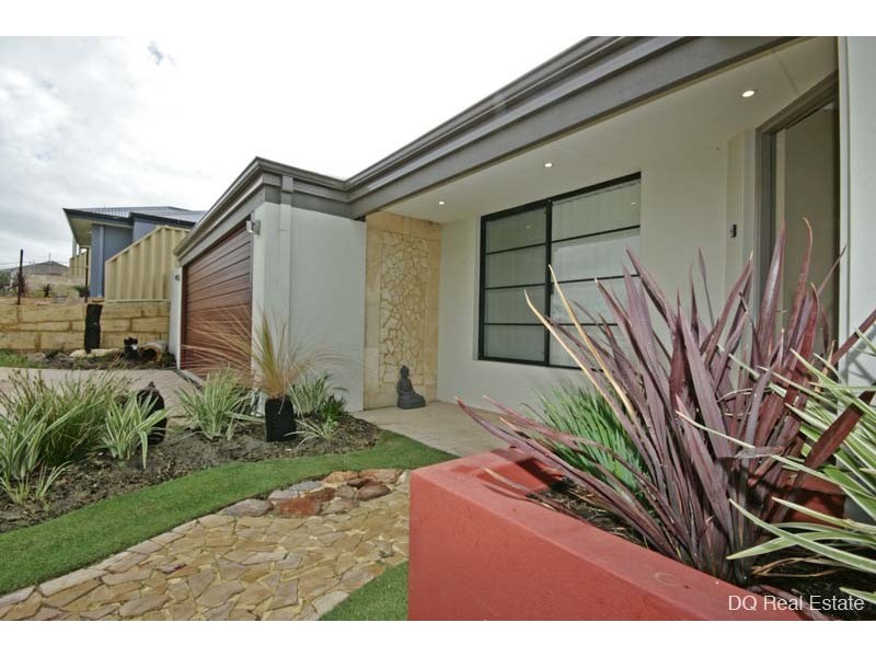 123 Waldburg Drive, Tapping WA 6065