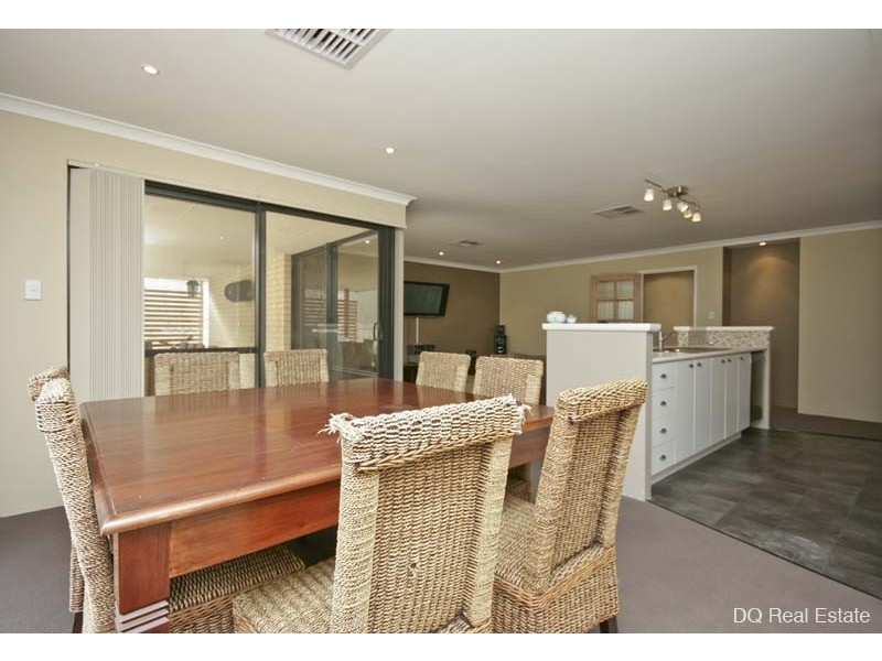 123 Waldburg Drive, Tapping WA 6065