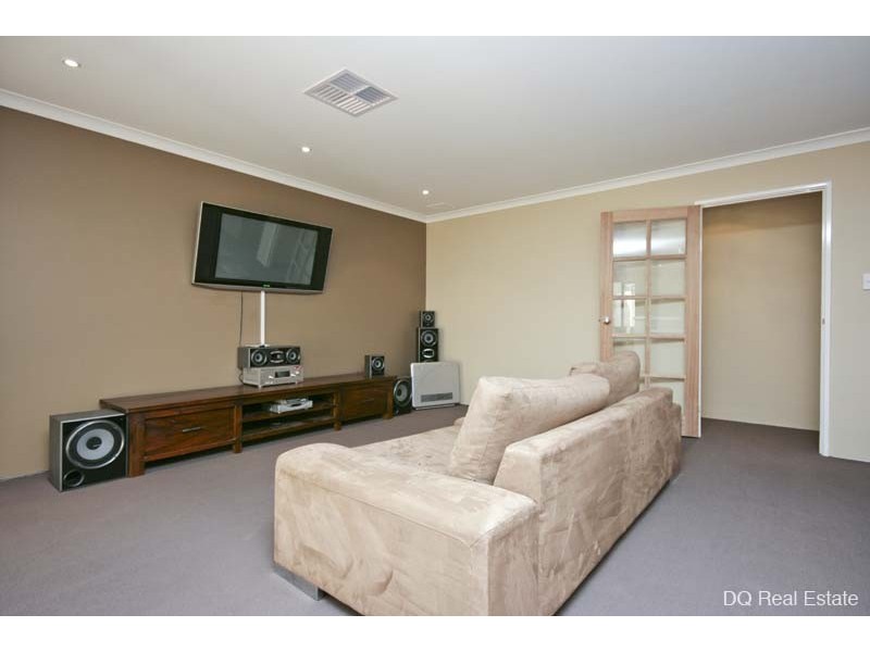 123 Waldburg Drive, Tapping WA 6065