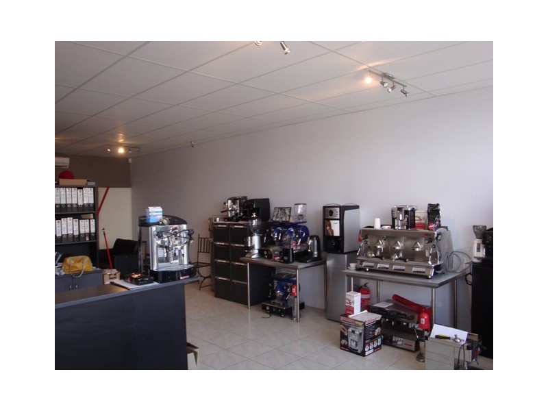 7 Whyalla Court, Bibra Lake WA 6163