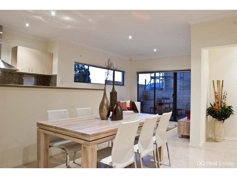 9 Verdello Way, Pearsall WA 6065