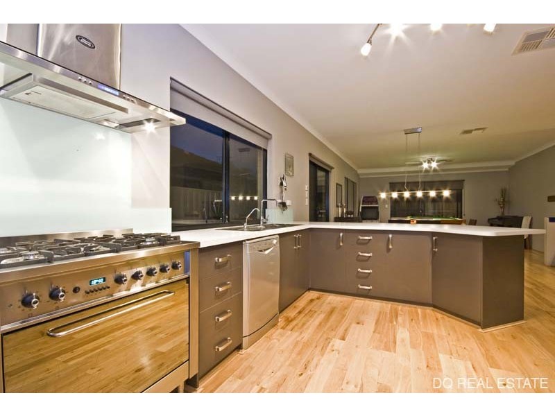 20 Basico Avenue, Sinagra WA 6065