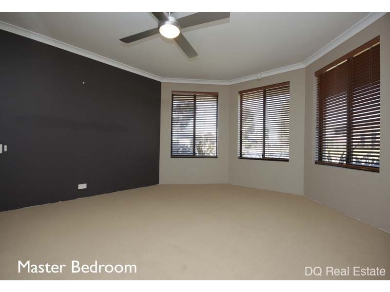 43 Castroreale Blvd, Sinagra WA 6065