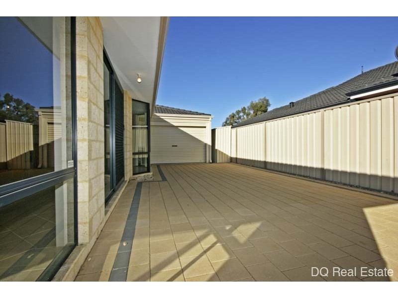 43 Castroreale Blvd, Sinagra WA 6065