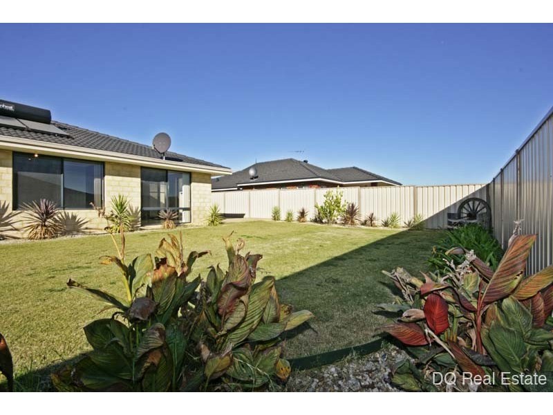 43 Castroreale Blvd, Sinagra WA 6065