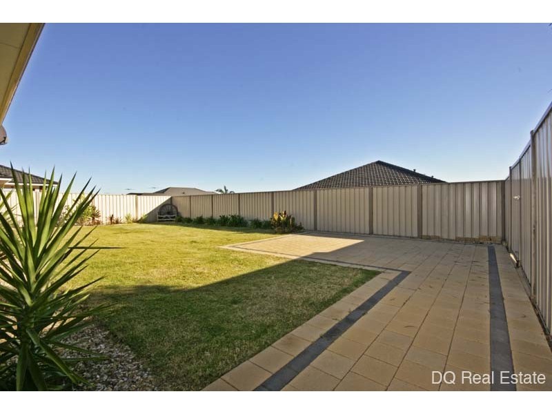 43 Castroreale Blvd, Sinagra WA 6065