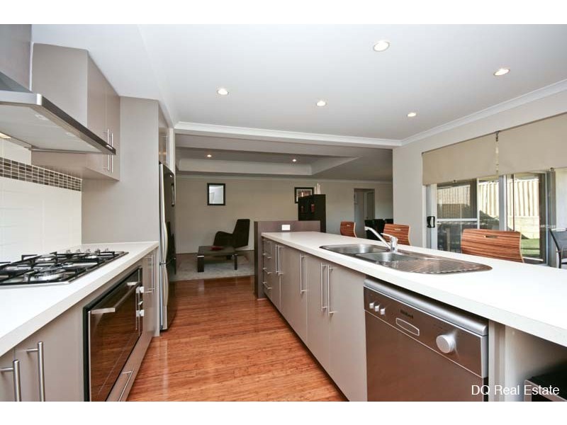 19 Cozens Road, Tapping WA 6065