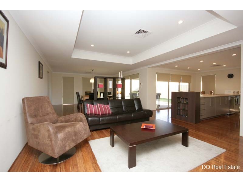 19 Cozens Road, Tapping WA 6065