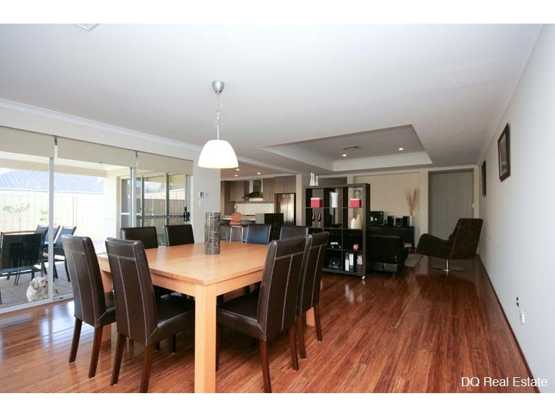 19 Cozens Road, Tapping WA 6065