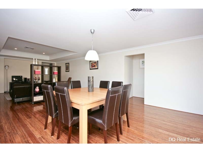 19 Cozens Road, Tapping WA 6065