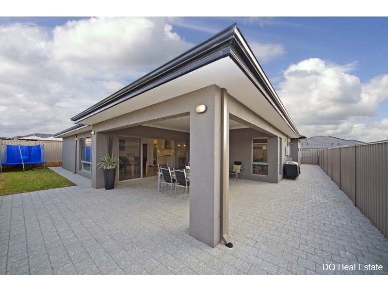 22 Castlebar Way, Darch WA 6065