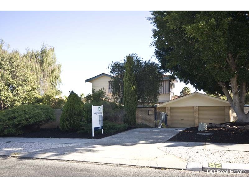 82 Lakeview Drive, Edgewater WA 6027