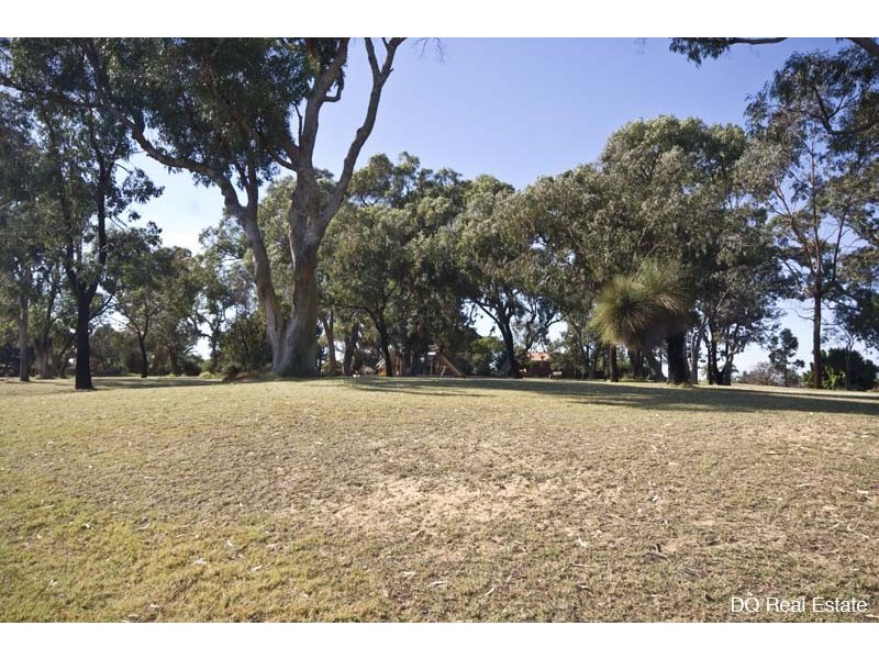 82 Lakeview Drive, Edgewater WA 6027