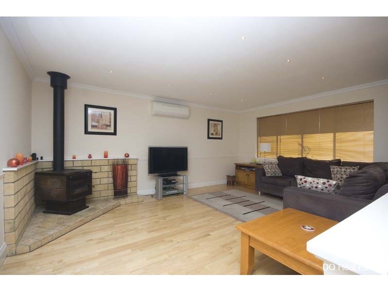 82 Lakeview Drive, Edgewater WA 6027