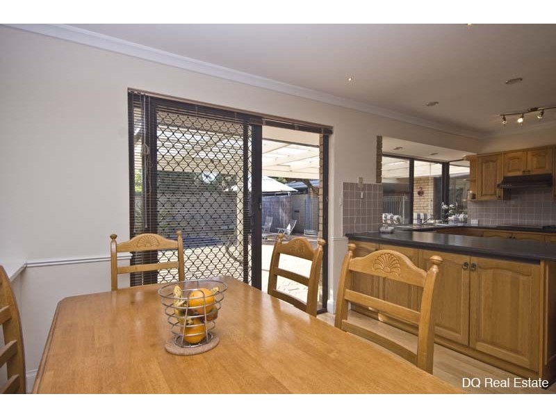 82 Lakeview Drive, Edgewater WA 6027