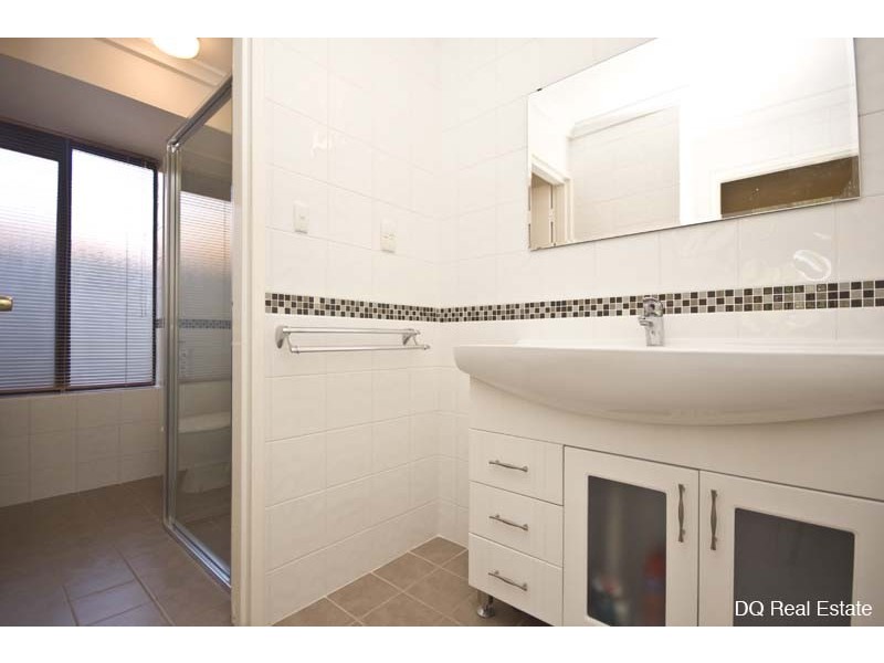 82 Lakeview Drive, Edgewater WA 6027