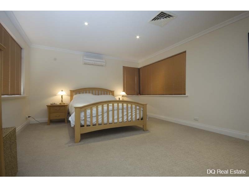 82 Lakeview Drive, Edgewater WA 6027