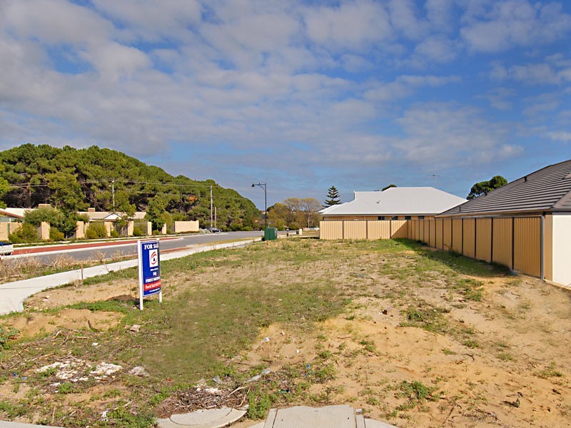 28 Egretta Road, Tapping WA 6065