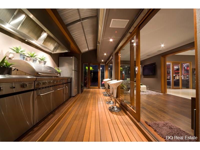 10 Cavan Way, Darch WA 6065