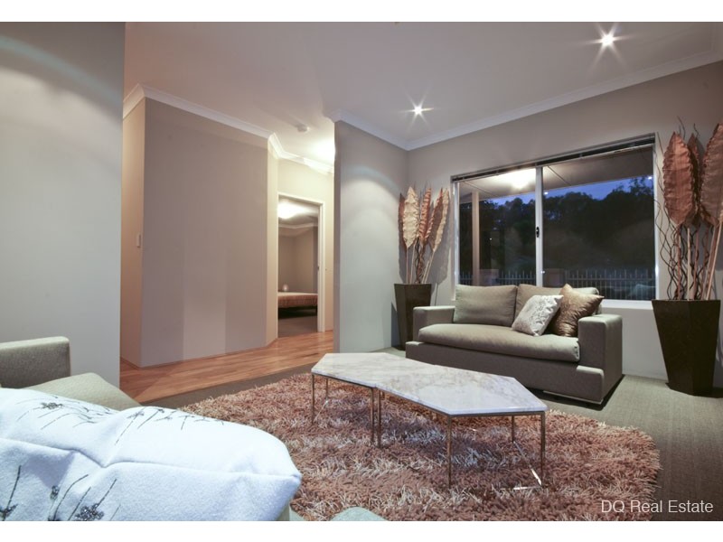 6 Oyster Lane, Yanchep WA 6035