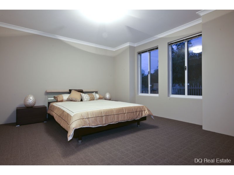 6 Oyster Lane, Yanchep WA 6035