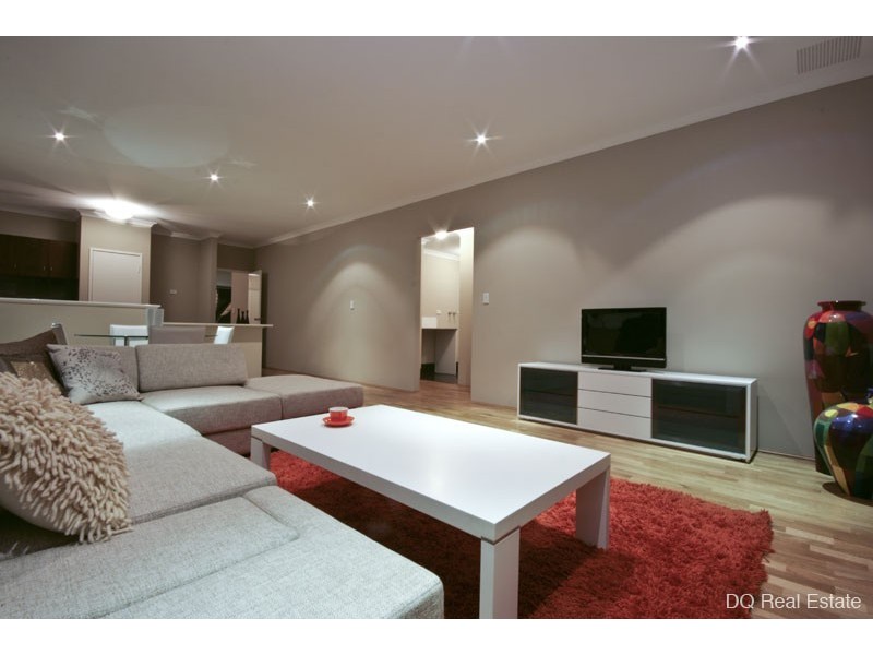 6 Oyster Lane, Yanchep WA 6035