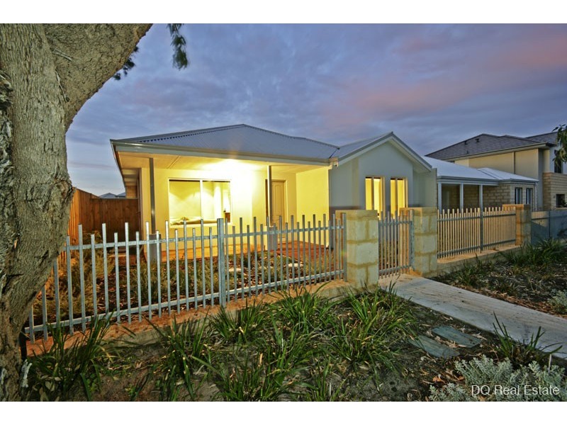 6 Oyster Lane, Yanchep WA 6035