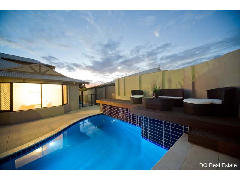 77 Naval Parade, Ocean Reef WA 6027