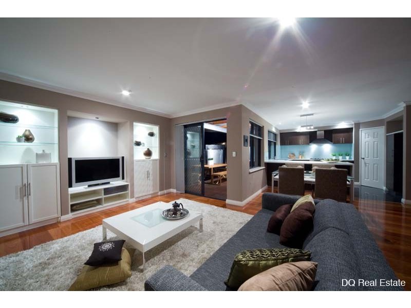 77 Naval Parade, Ocean Reef WA 6027