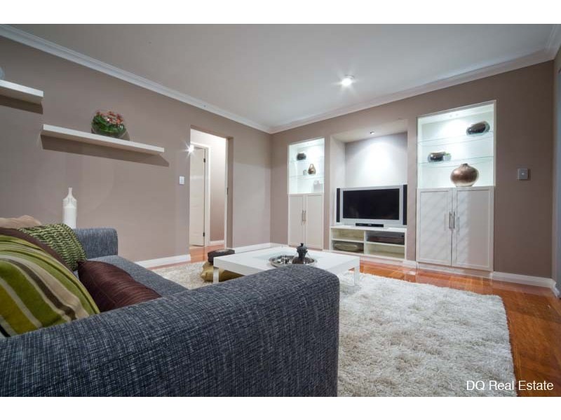 77 Naval Parade, Ocean Reef WA 6027