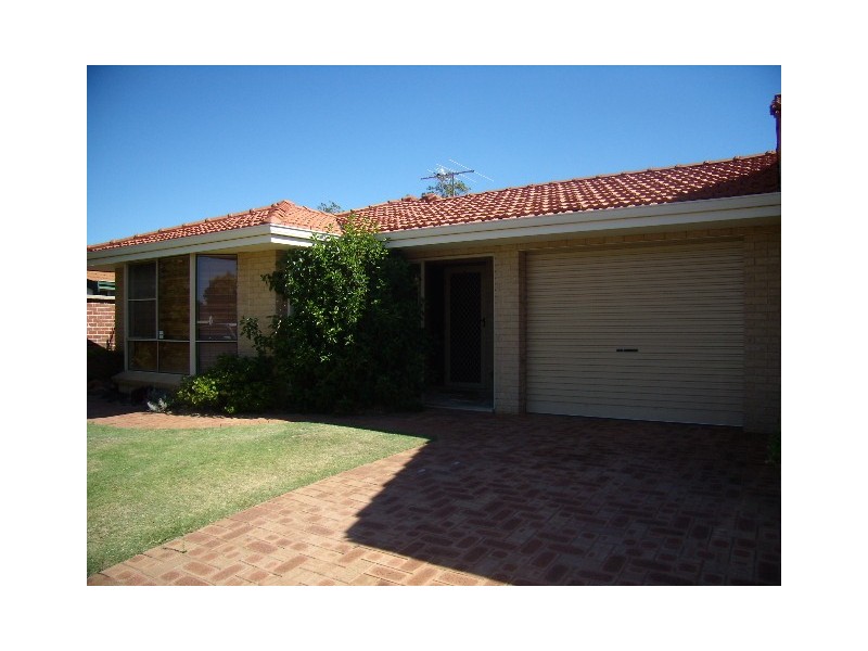 11A Rochelle Court, Woodvale WA 6026