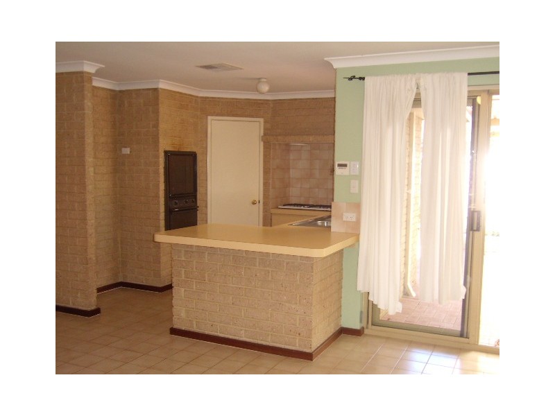 11A Rochelle Court, Woodvale WA 6026