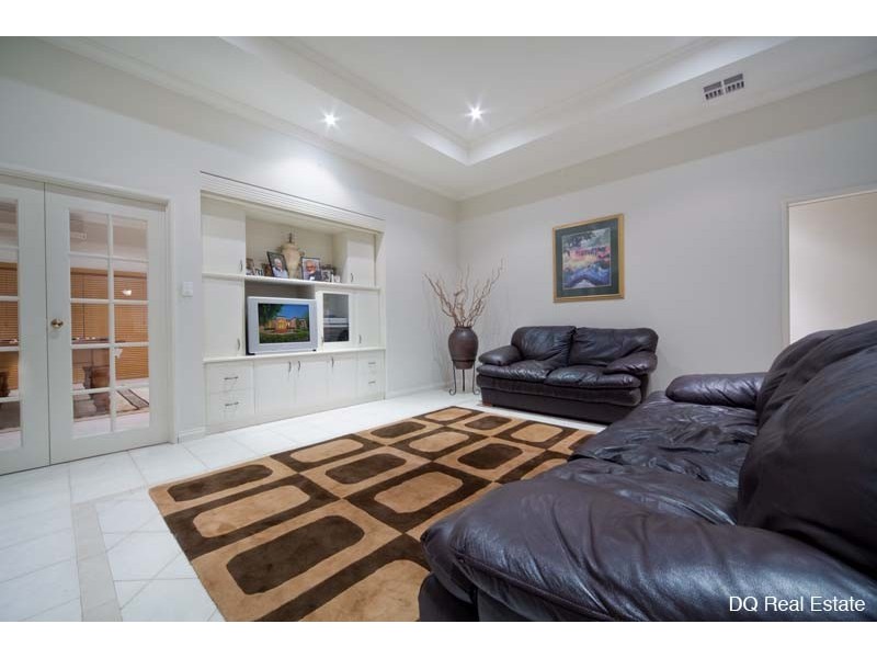 45 Parkwood Avenue, Woodvale WA 6026