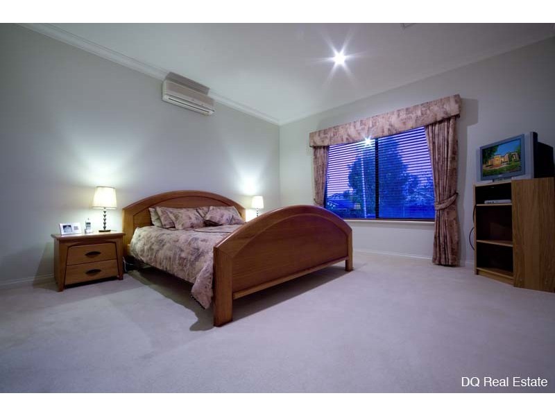 45 Parkwood Avenue, Woodvale WA 6026