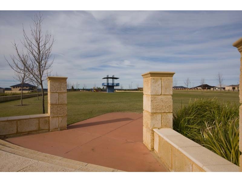 47 Galileo Avenue, Tapping WA 6065