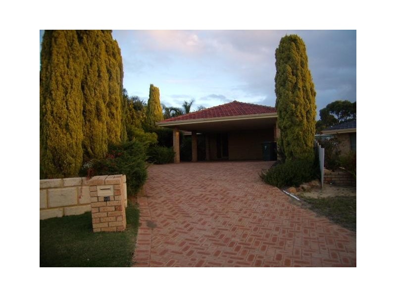9B Dean Grove, Woodvale WA 6026