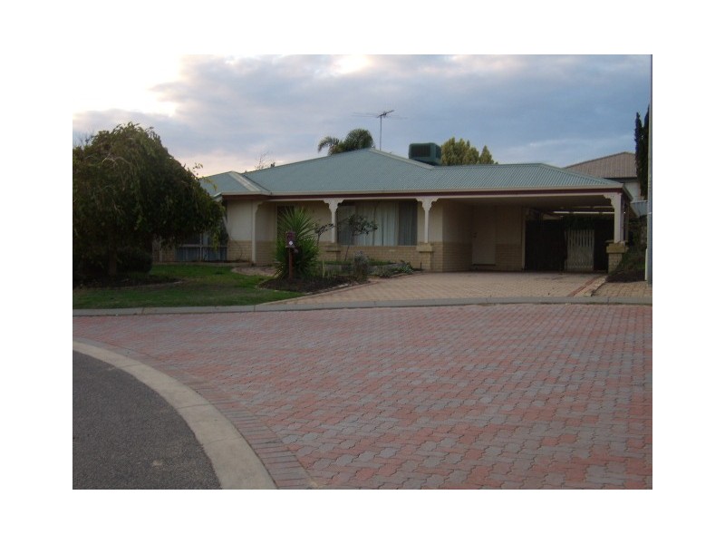 5 Fisherton Circuit, Kinross WA 6028