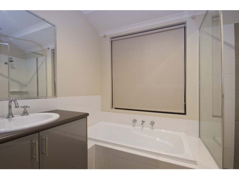 9 Tandara Fairway, Tapping WA 6065