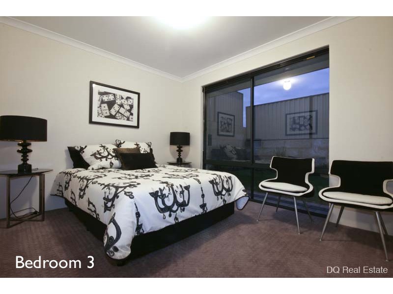 12 Redrobin Link, Tapping WA 6065