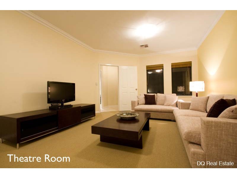 6 Goldina Approach, Darch WA 6065