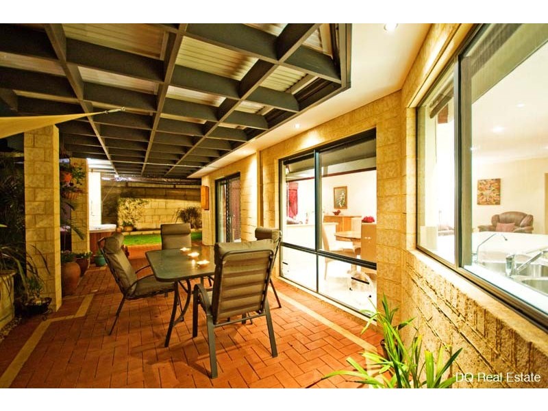 6 Goldina Approach, Darch WA 6065