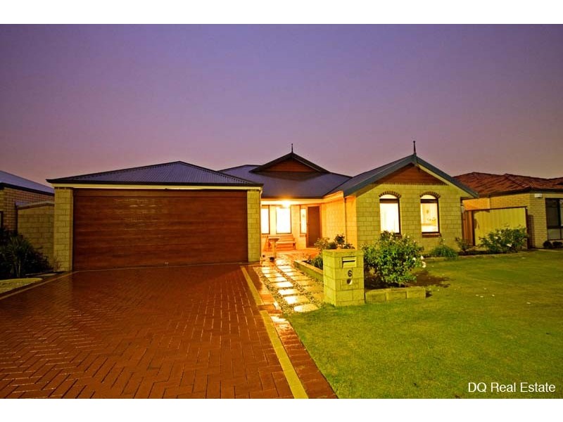 6 Goldina Approach, Darch WA 6065
