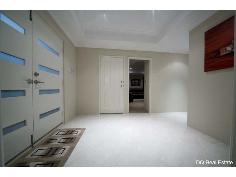 17 Bonvin Gardens, Tapping WA 6065
