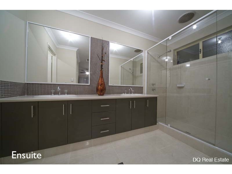 17 Bonvin Gardens, Tapping WA 6065